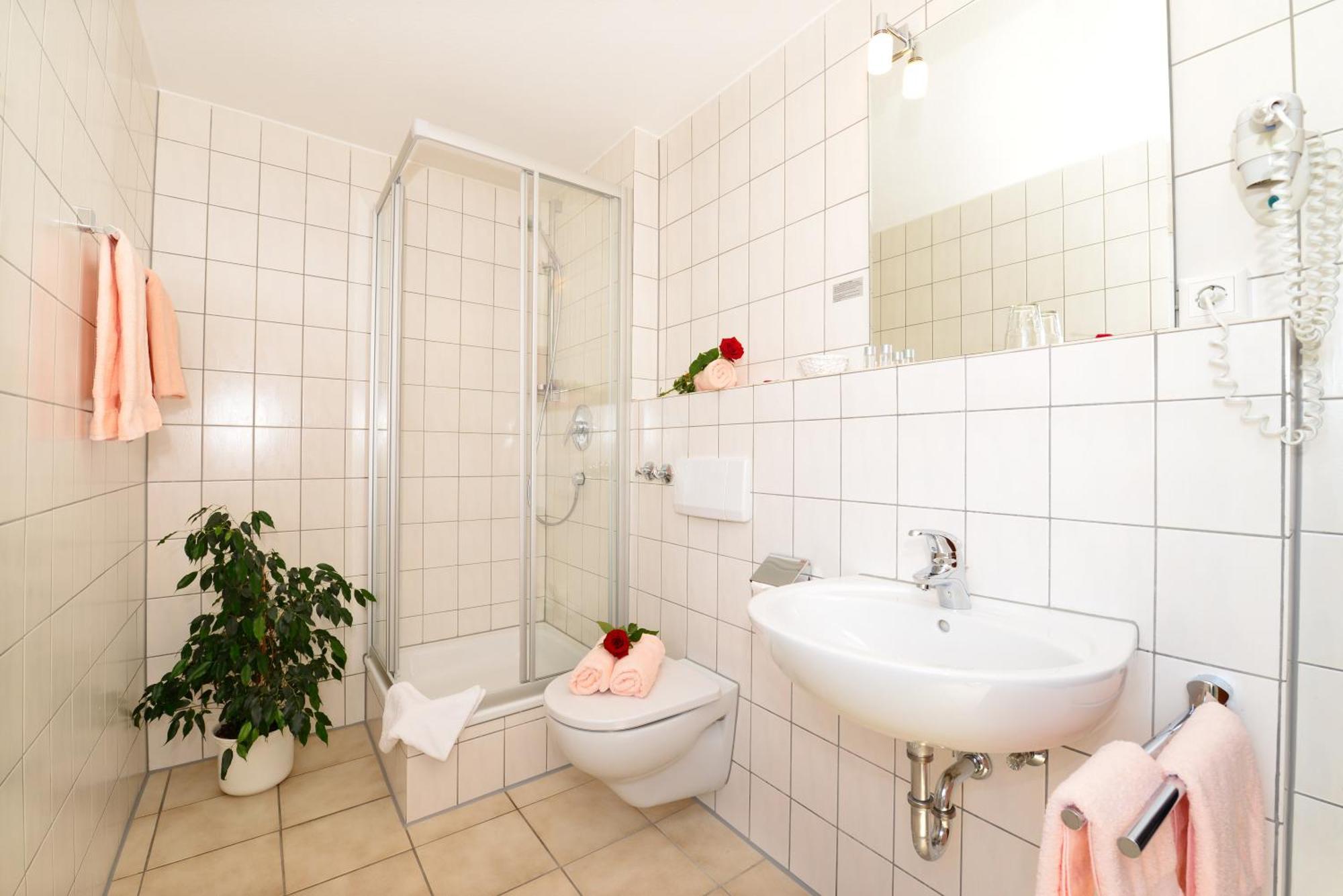 Hotel Am Buchwald Esslingen am Neckar Szoba fotó